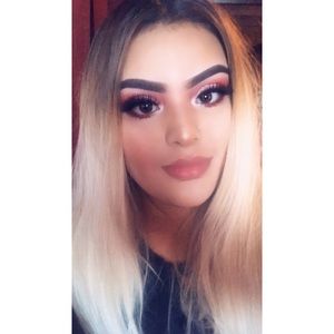 Meet your Posher, Veronica